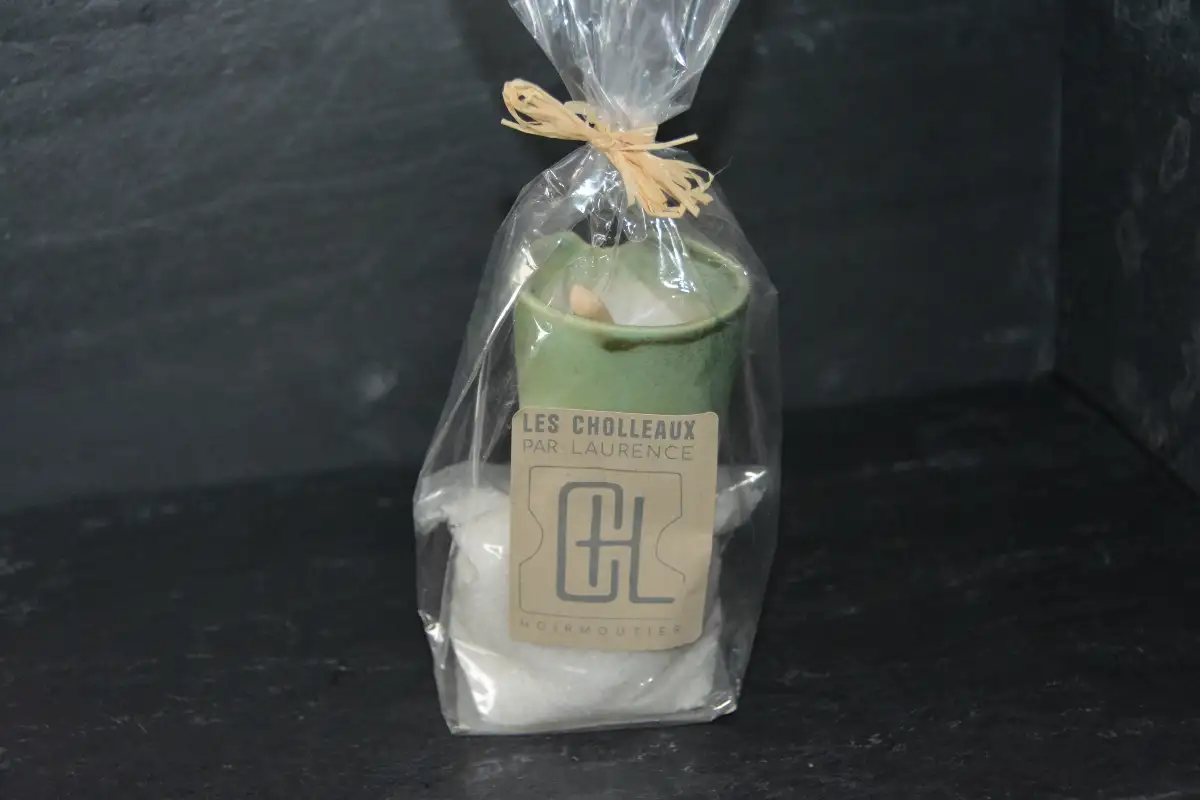 Fleur de Sel de Noirmoutier dans son pot céramique